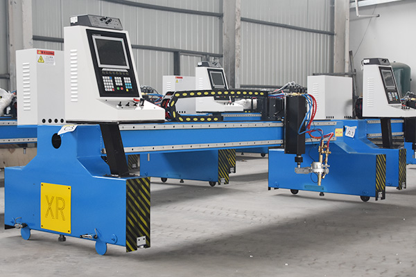 數(shù)控龍門式切割機(jī)