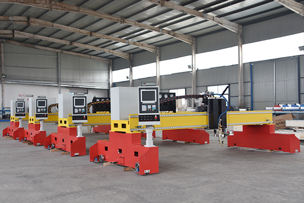 數(shù)控切割機(jī)