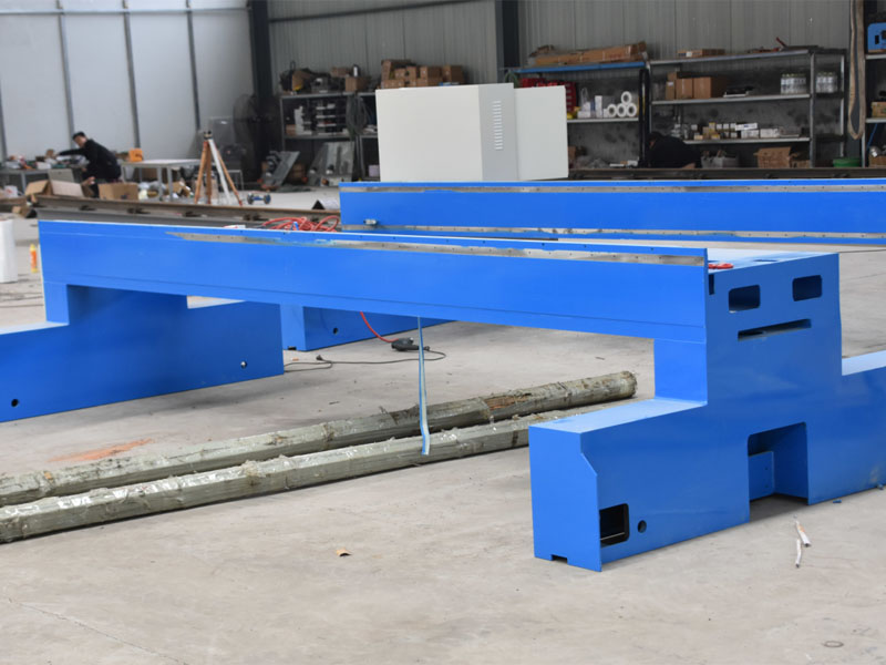 龍門(mén)式數(shù)控火焰切割機(jī)價(jià)格多少?價(jià)格參差不齊