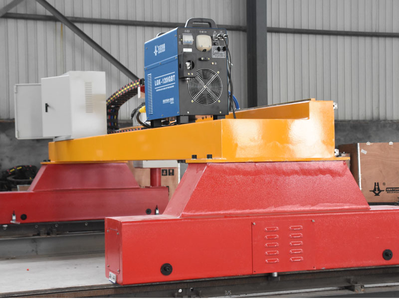 數(shù)控龍門(mén)式切割機(jī)